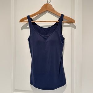 Lot of 7 Uniqlo Airsm padded tops